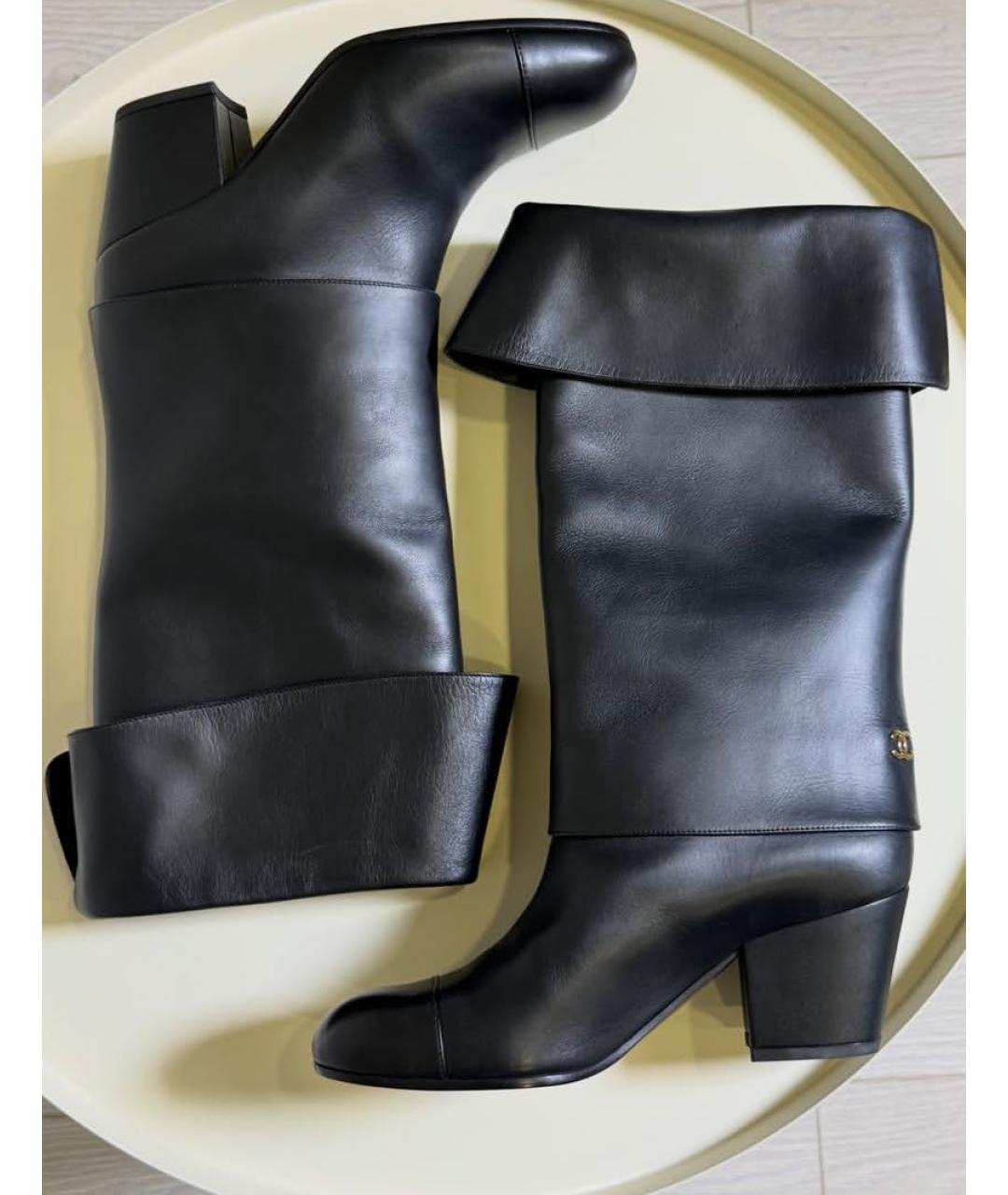 CHANEL Черные кожаные сапоги, фото 3