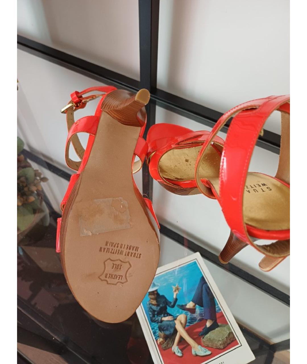 STUART WEITZMAN Красные босоножки из лакированной кожи, фото 9