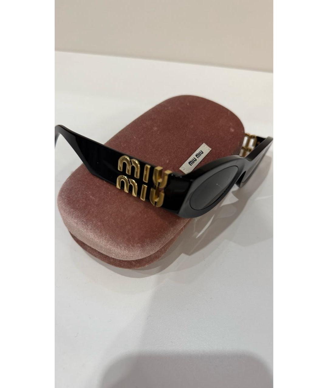 MIU MIU Черные солнцезащитные очки, фото 2