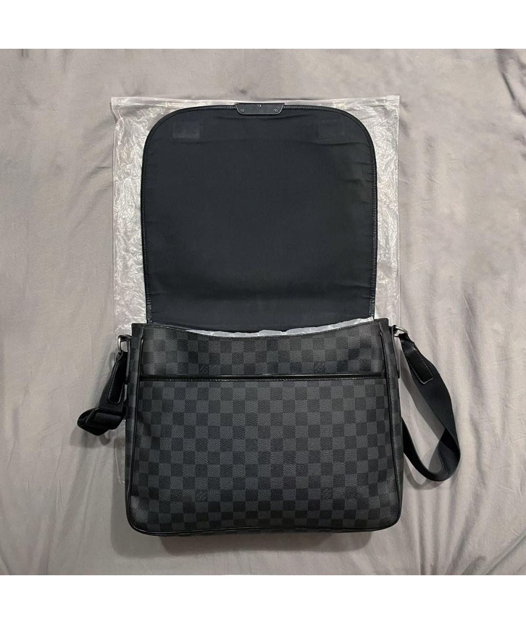 LOUIS VUITTON Черная сумка на плечо, фото 5