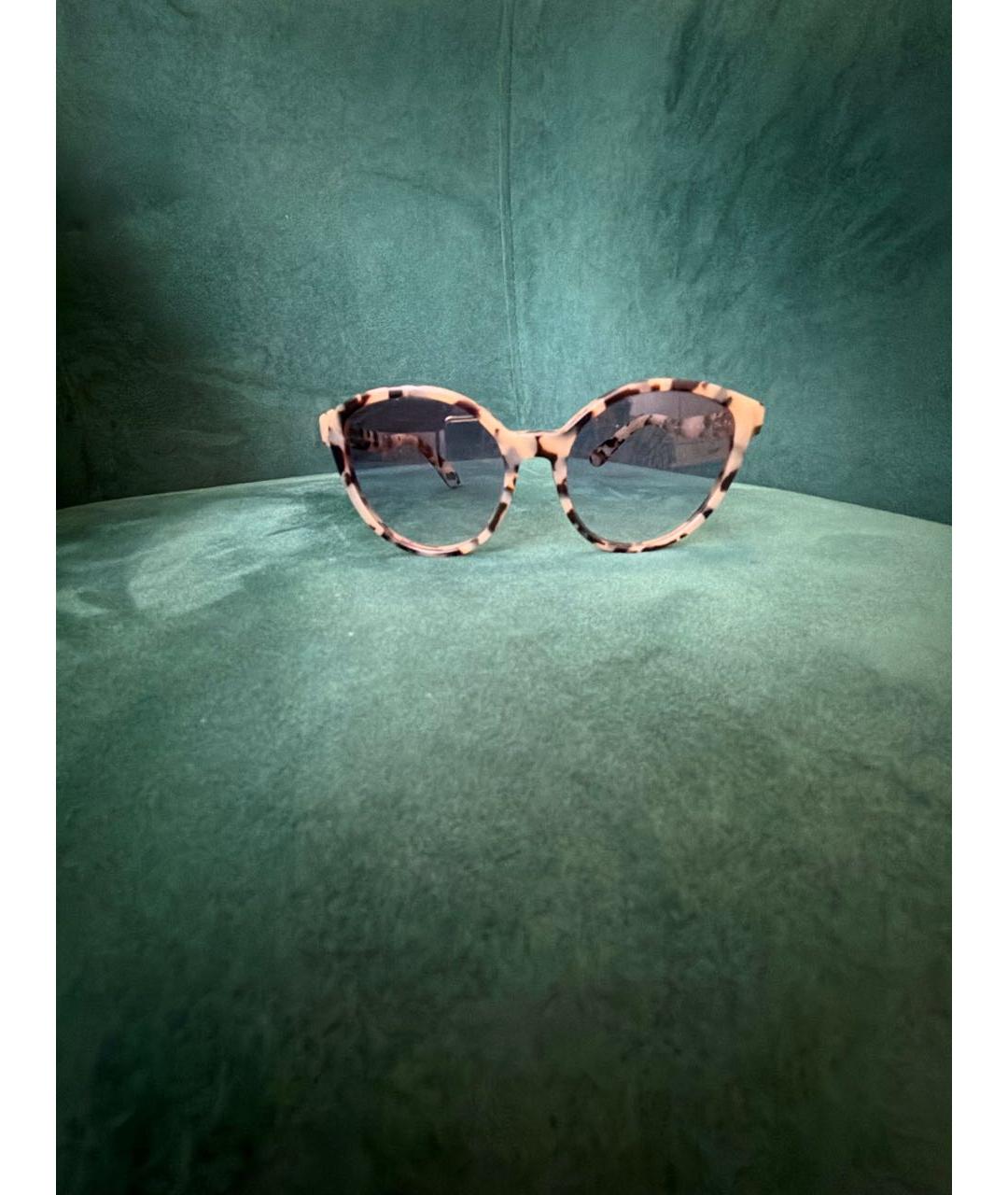 MIU MIU Бежевые пластиковые солнцезащитные очки, фото 2
