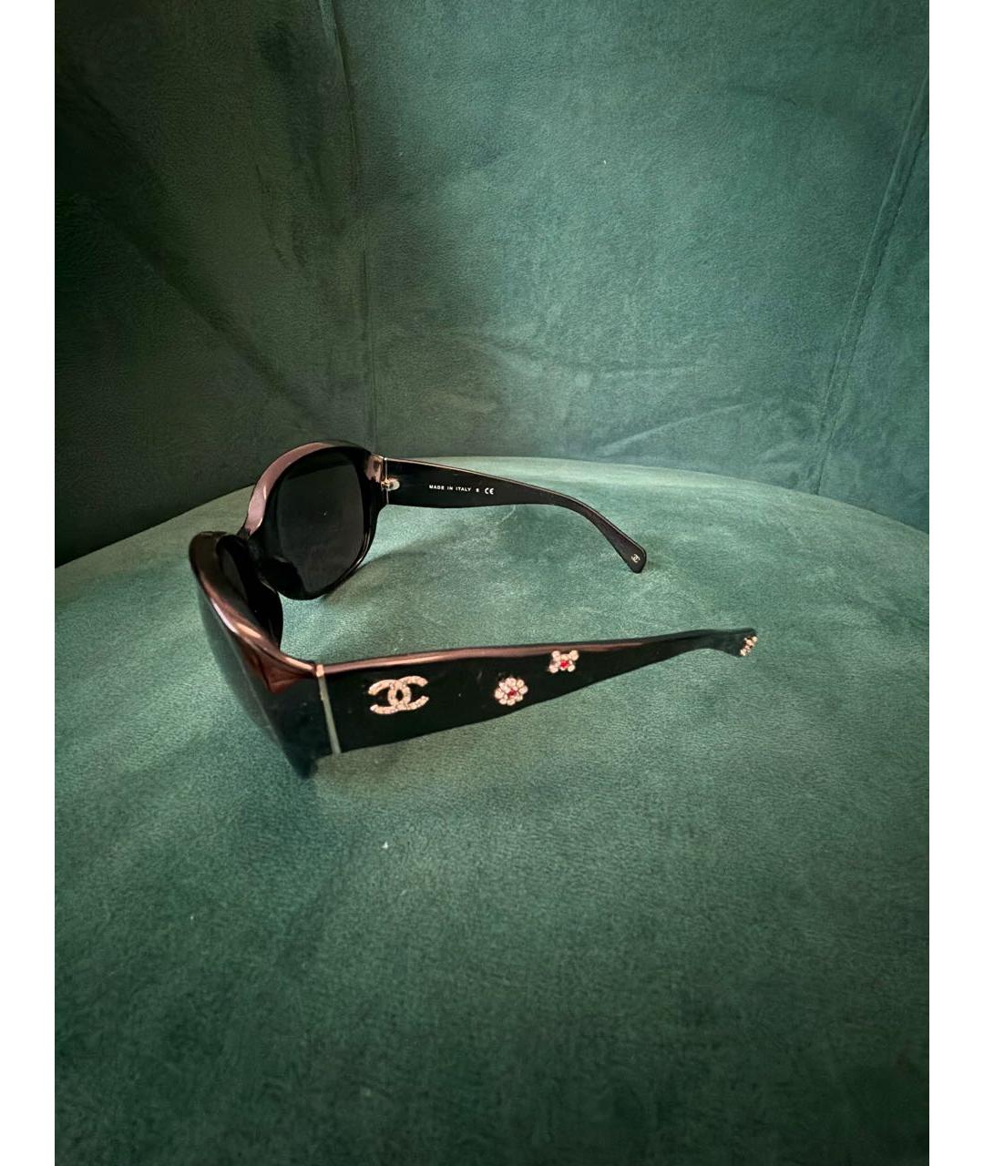 CHANEL Черные пластиковые солнцезащитные очки, фото 2