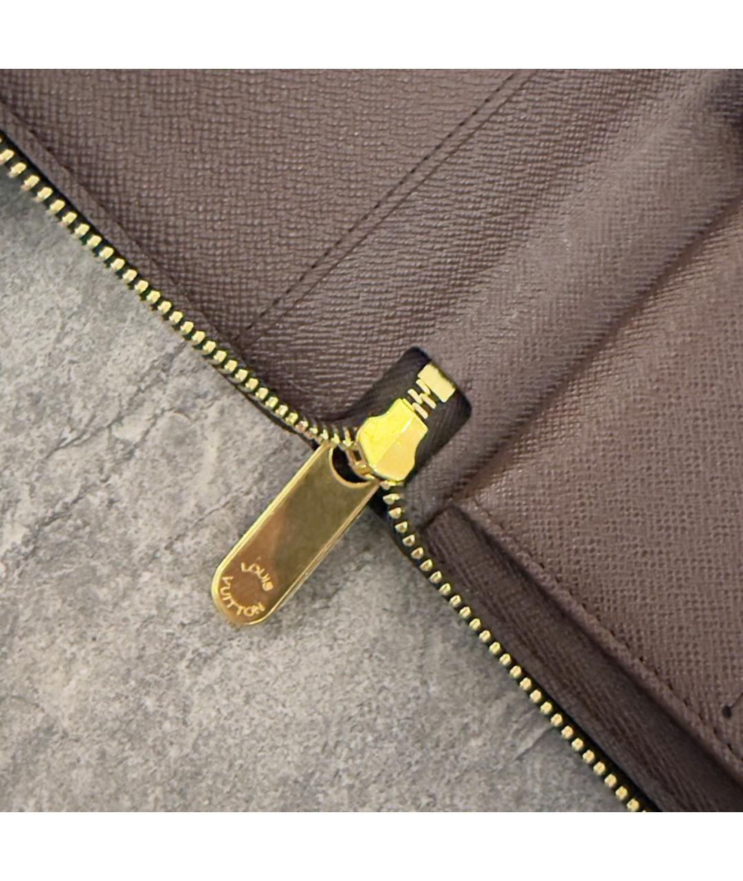 LOUIS VUITTON Коричневый кошелек, фото 5