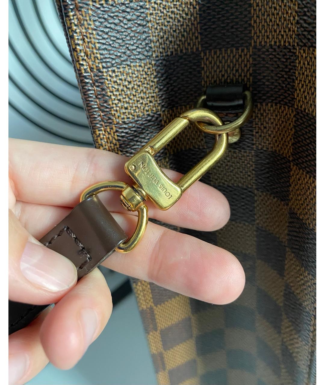 LOUIS VUITTON Коричневая сумка с короткими ручками, фото 6