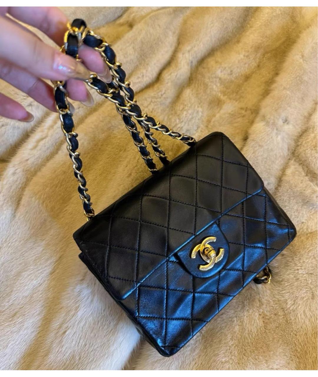 CHANEL Черная кожаная сумка через плечо, фото 4