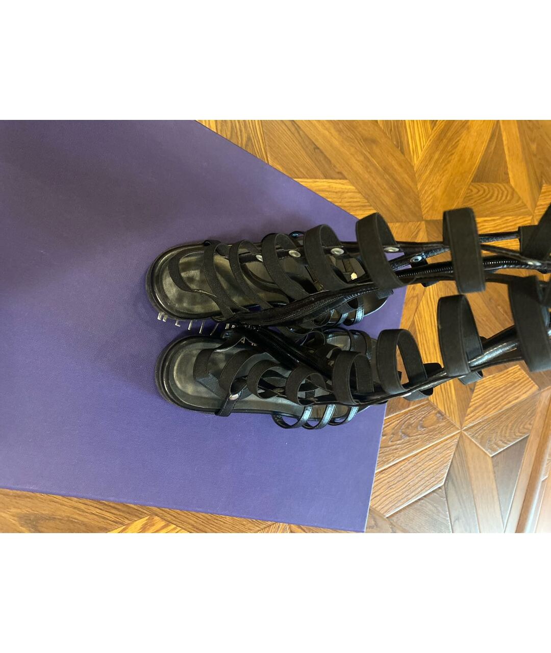 STUART WEITZMAN Черные кожаные сандалии, фото 5