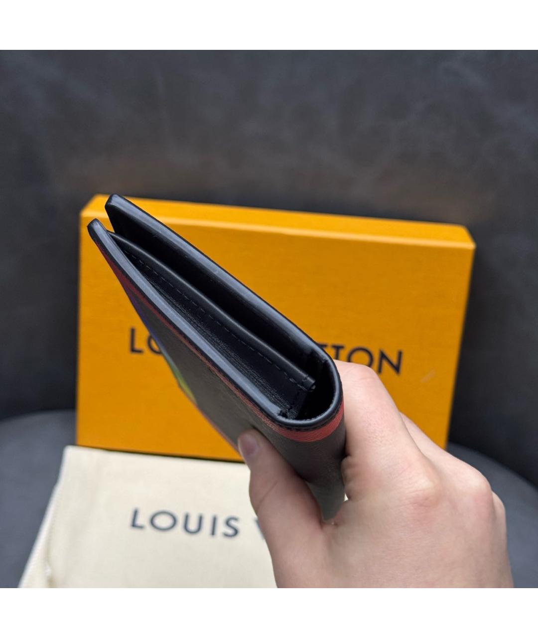 LOUIS VUITTON Черный кожаный кошелек, фото 3
