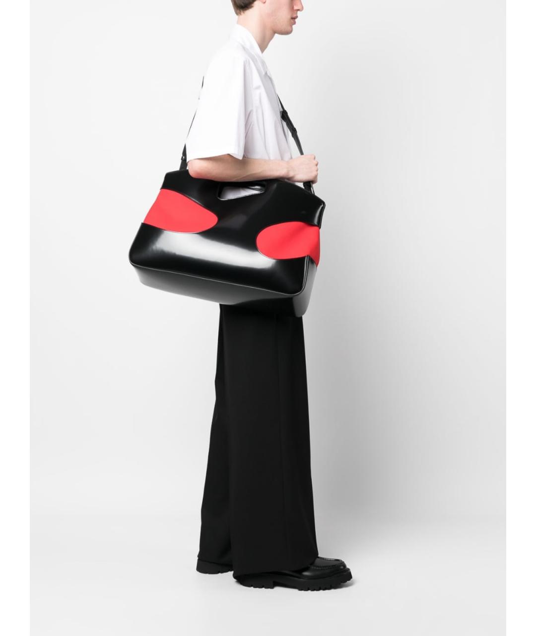 FERRAGAMO Черная кожаная сумка тоут, фото 3