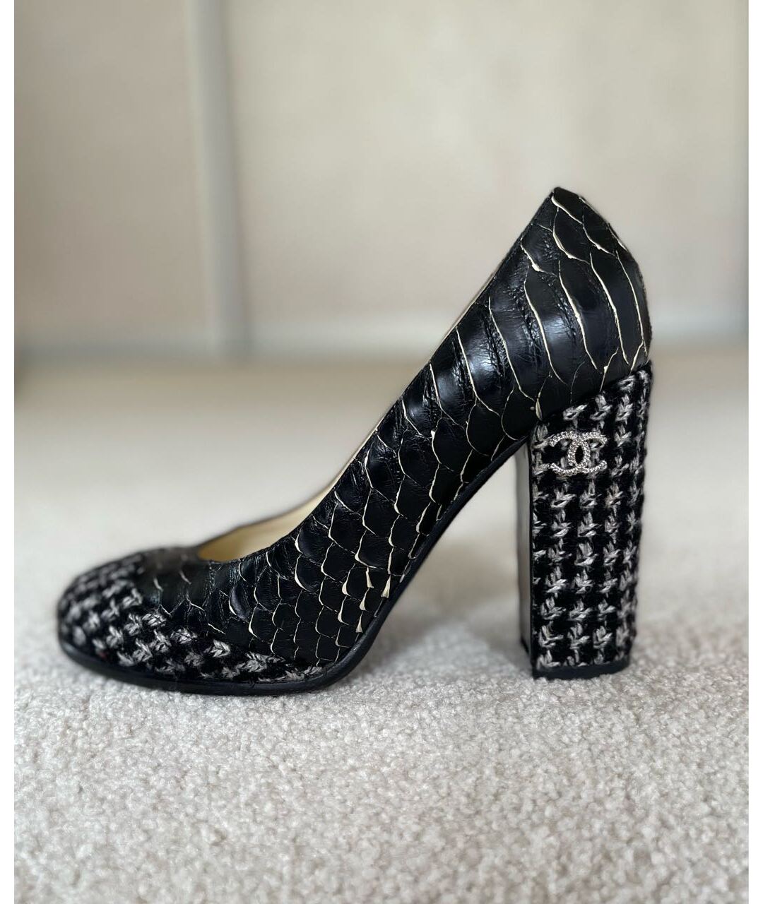 CHANEL PRE-OWNED Черные туфли из экзотической кожи, фото 8