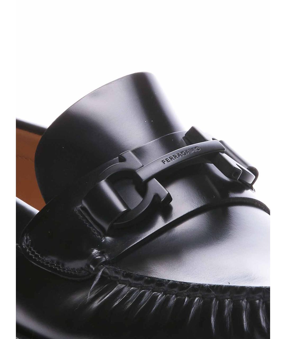 FERRAGAMO Черные кожаные лоферы, фото 3