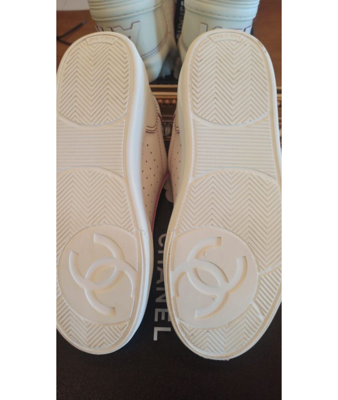 CHANEL PRE-OWNED Белые кожаные кроссовки, фото 6