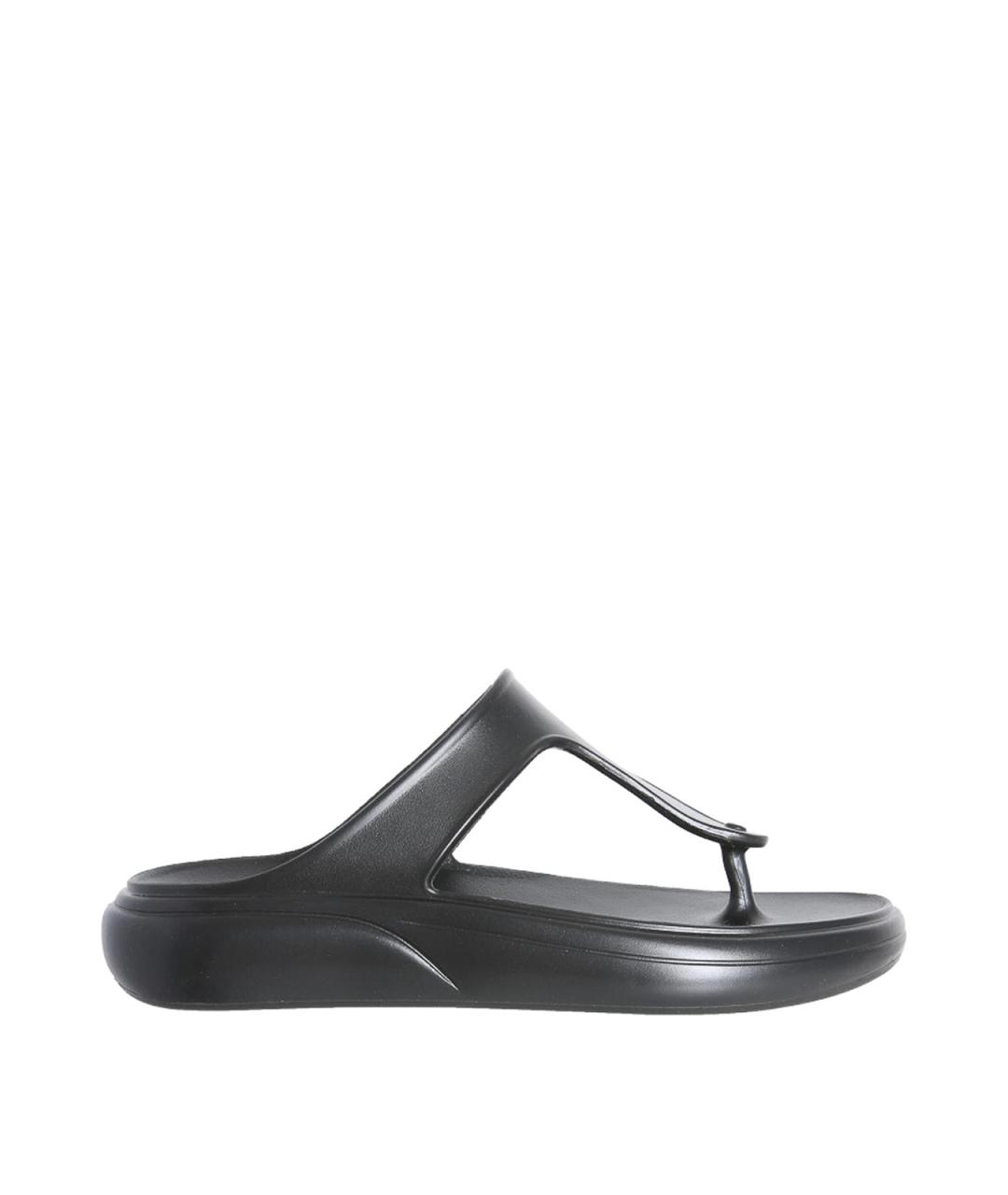 STUART WEITZMAN Черные резиновые сандалии, фото 1