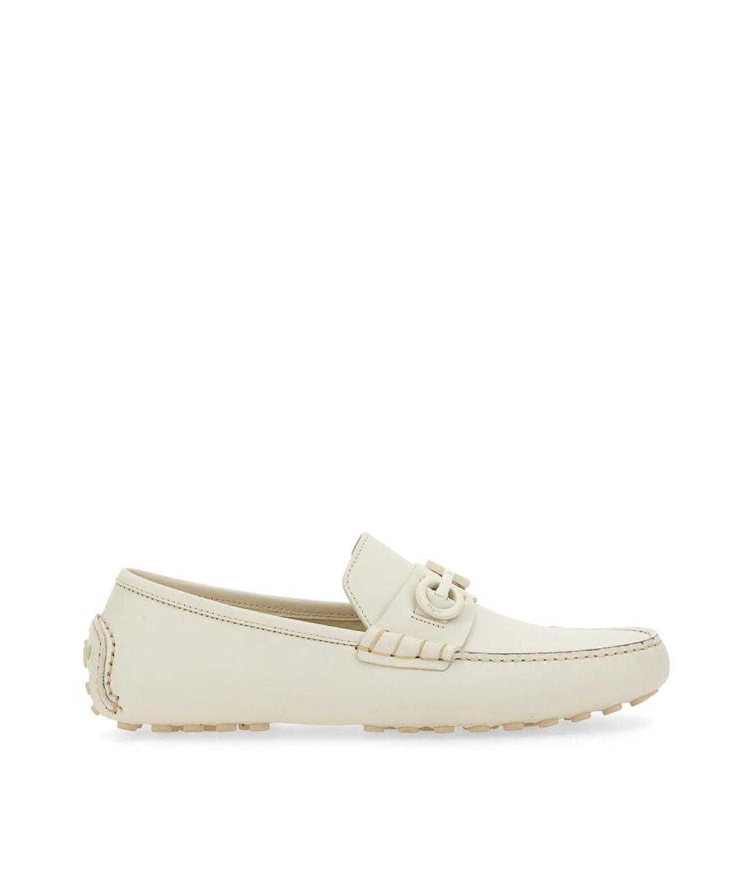 FERRAGAMO Белые кожаные лоферы, фото 1