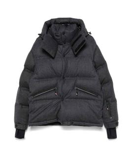 MONCLER Пуховик