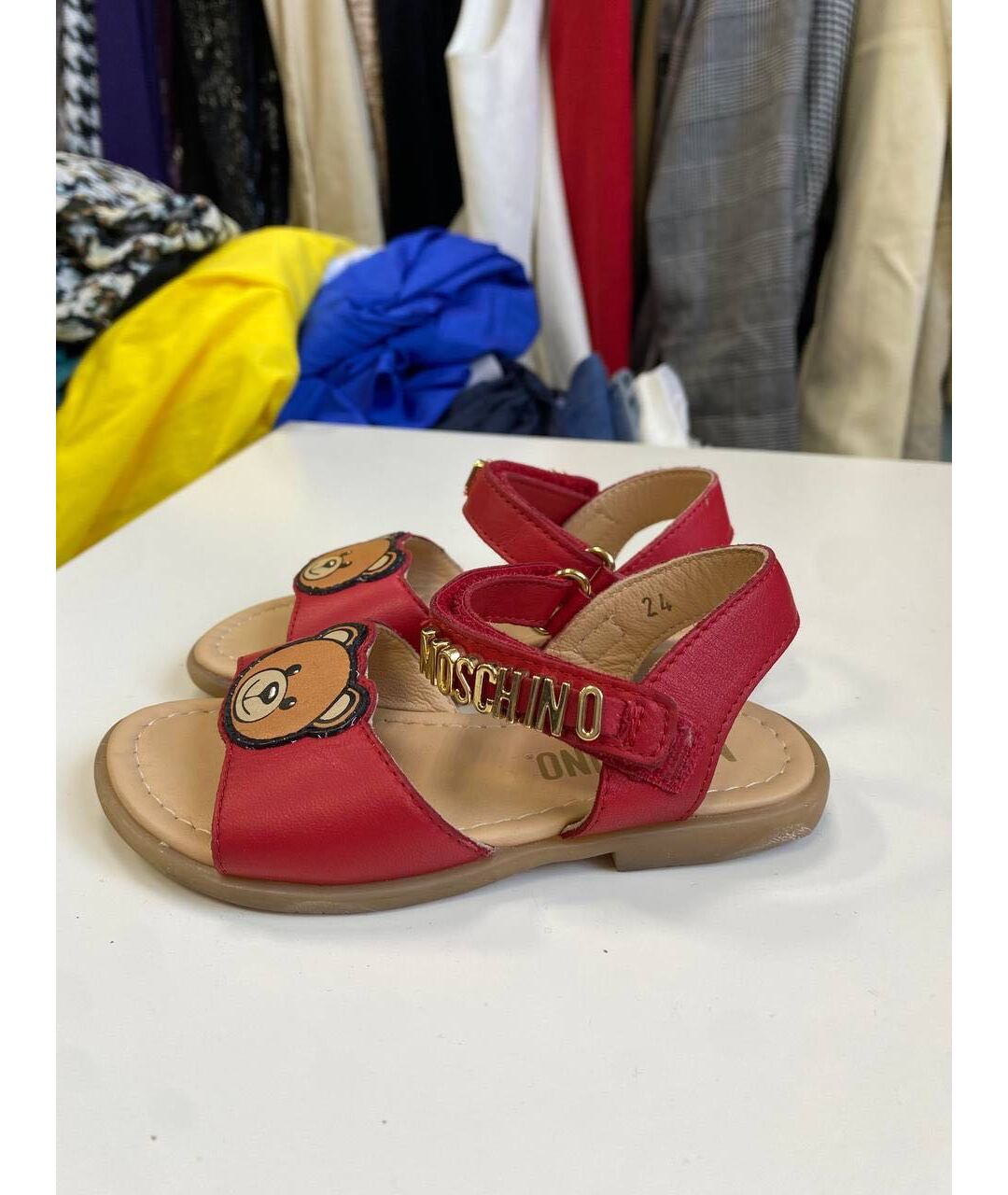 MOSCHINO Красные кожаные сандалии и шлепанцы, фото 5