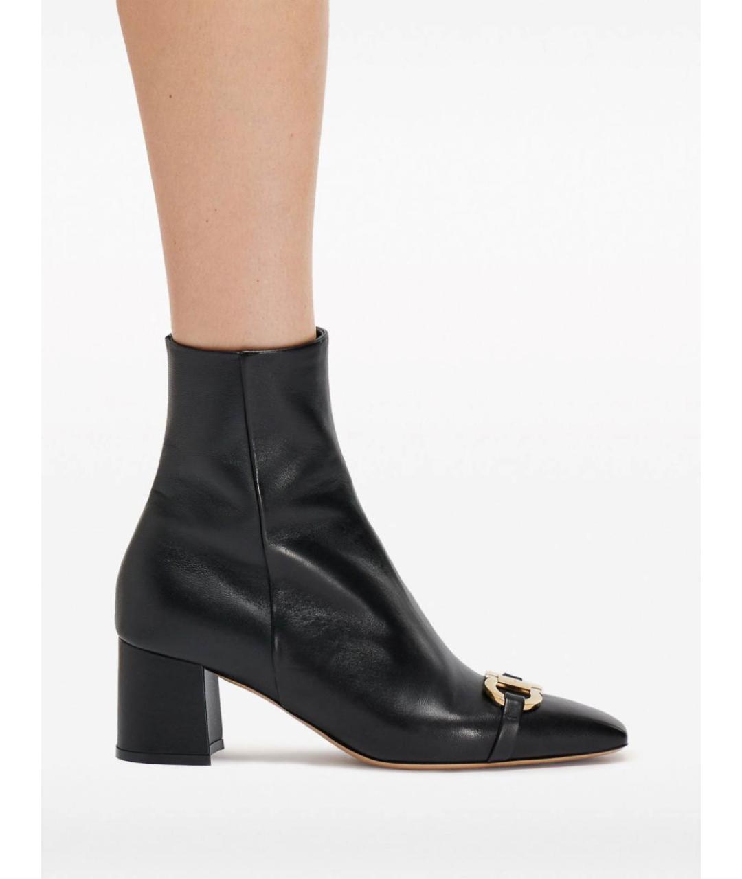 FERRAGAMO Черные кожаные ботильоны, фото 6