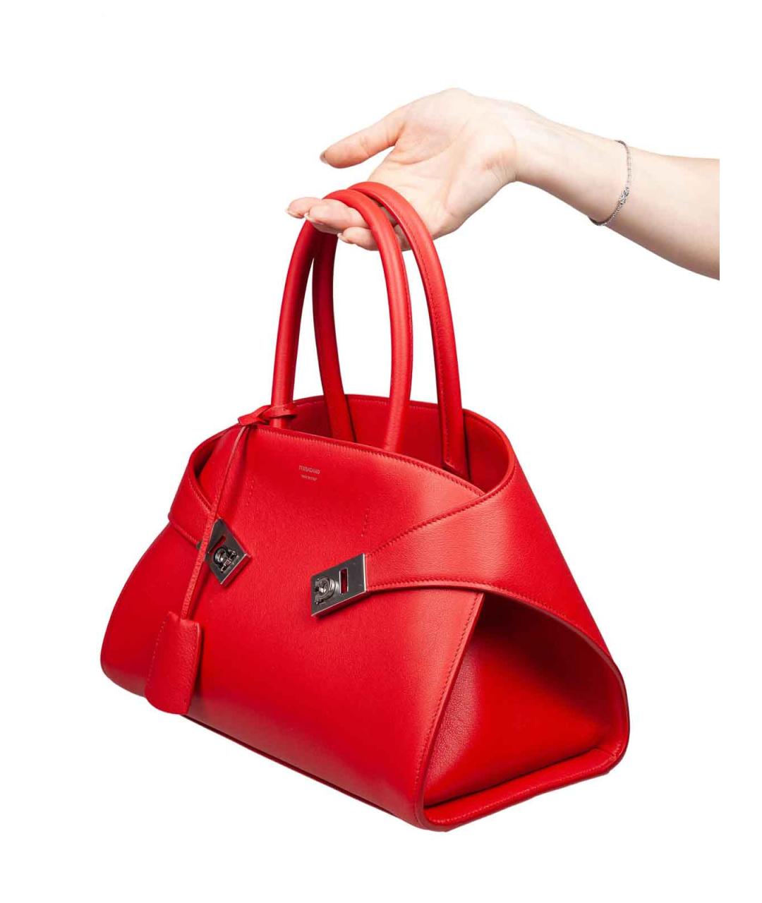 FERRAGAMO Красная кожаная сумка через плечо, фото 2