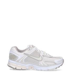 NIKE Кроссовки