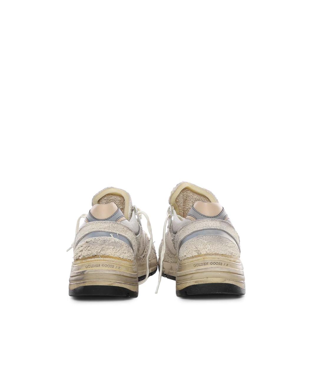 GOLDEN GOOSE DELUXE BRAND Белые замшевые низкие кроссовки / кеды, фото 3