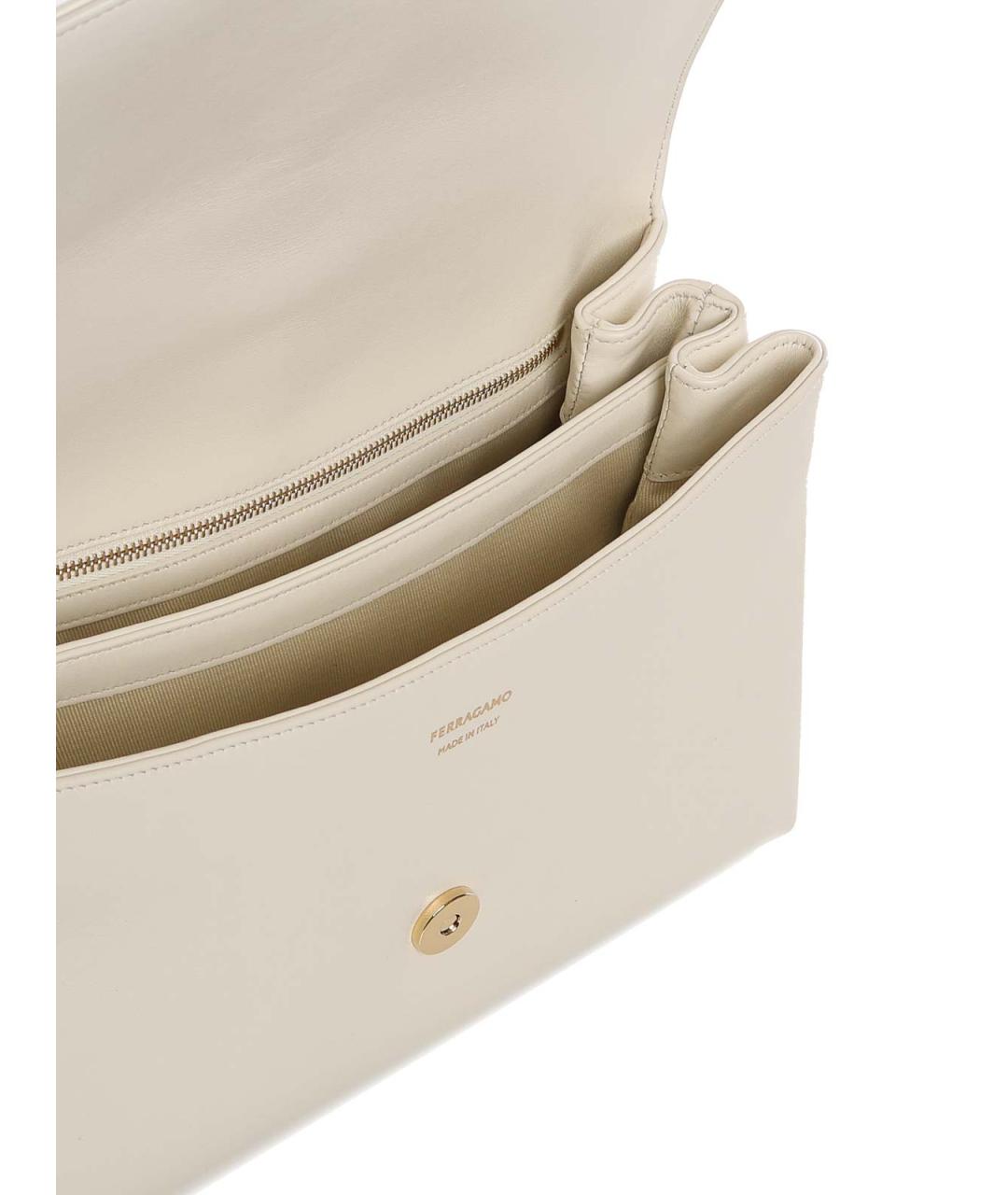 FERRAGAMO Бежевая кожаная сумка через плечо, фото 4
