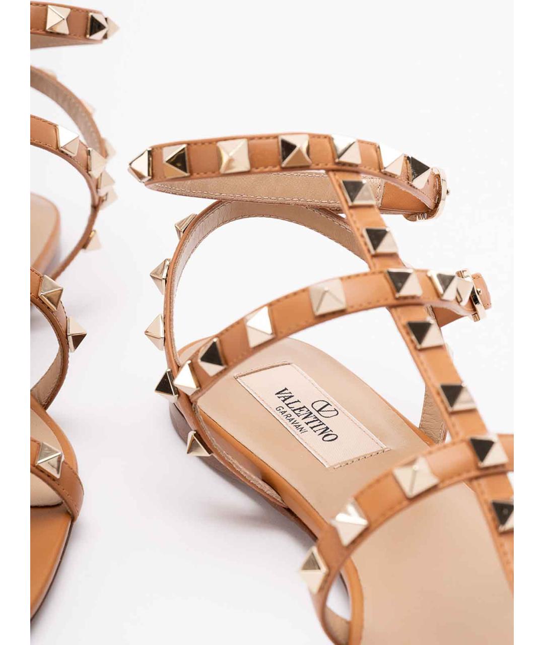 VALENTINO Бежевые кожаные босоножки, фото 5