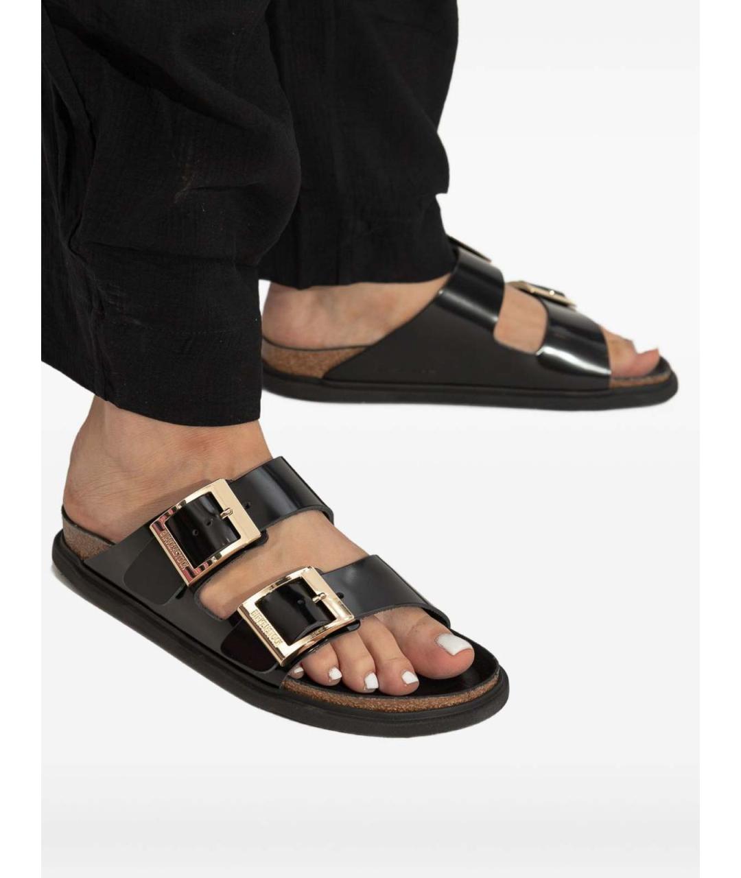 BIRKENSTOCK Черные шлепанцы из лакированной кожи, фото 3
