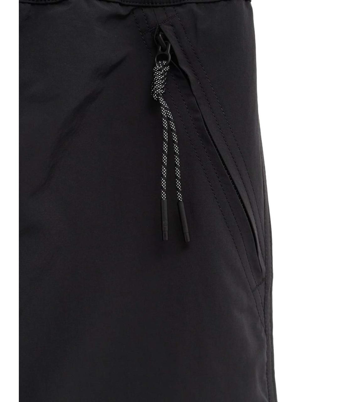 MONCLER Черные полиэстеровые шорты, фото 3