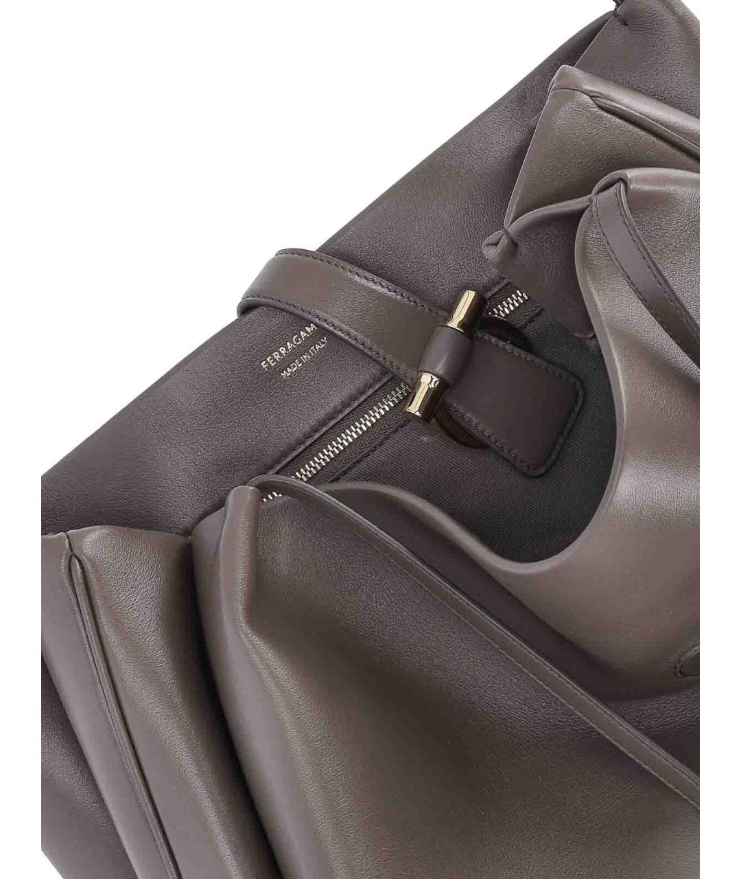 FERRAGAMO Серая кожаная сумка тоут, фото 4