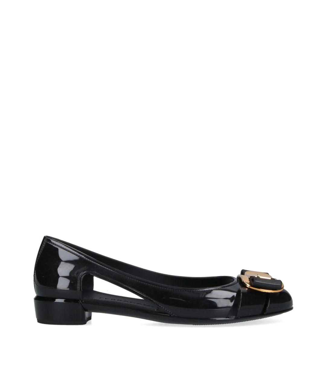 FERRAGAMO Черные резиновые балетки, фото 1