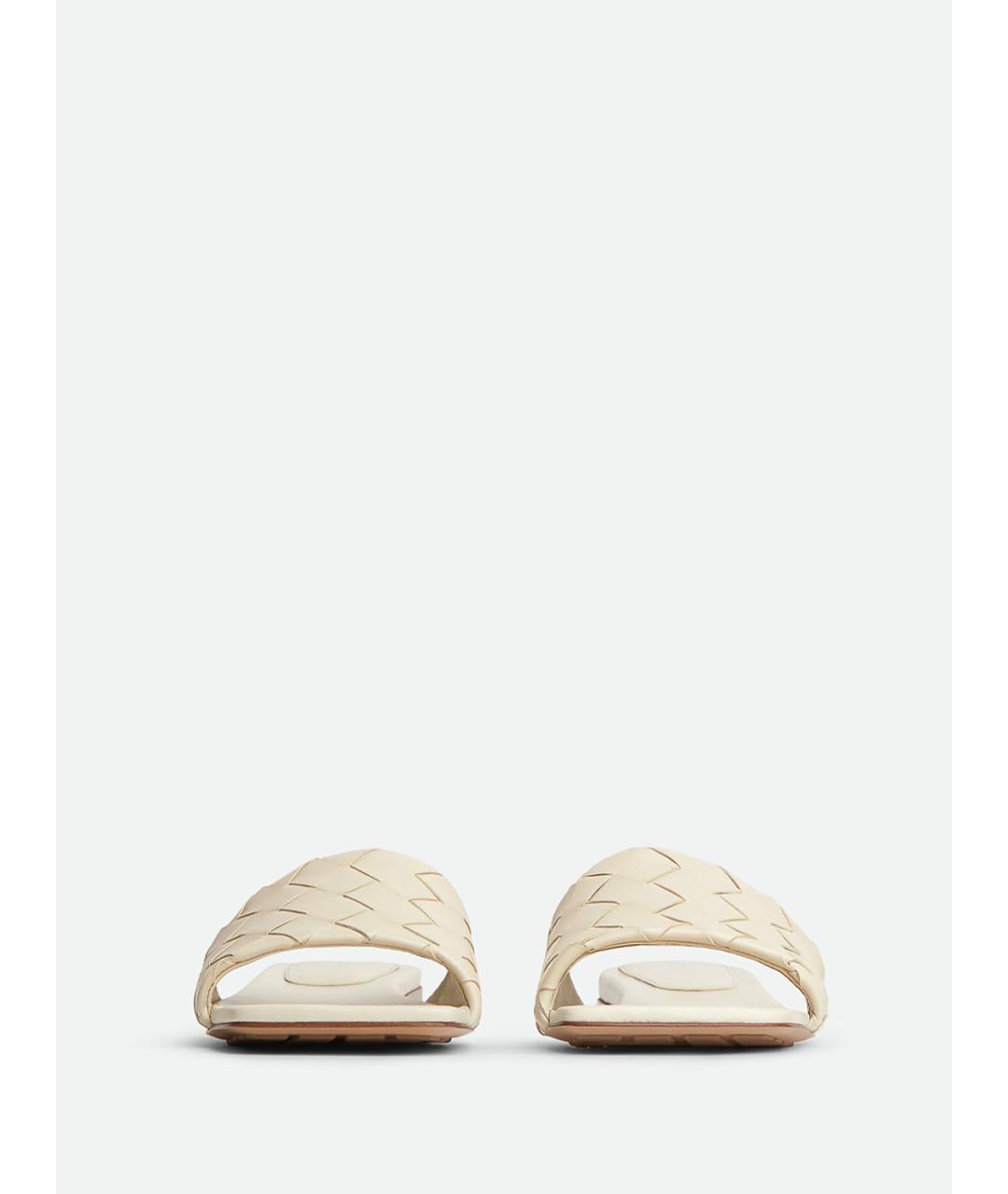 BOTTEGA VENETA Бежевые кожаные шлепанцы, фото 2