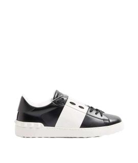 VALENTINO Низкие кроссовки / кеды