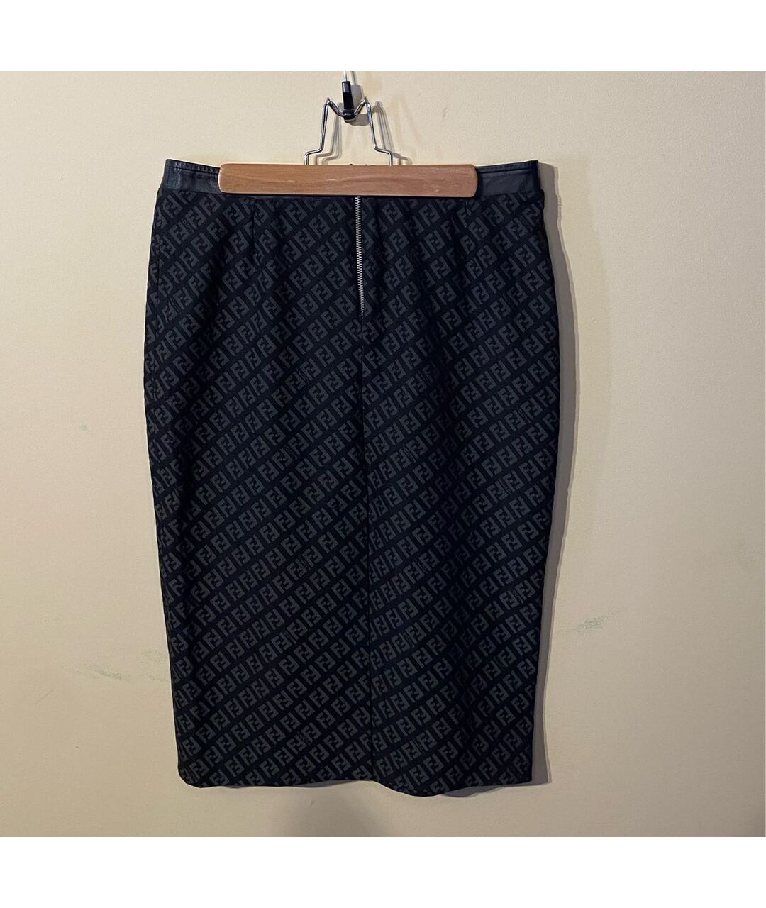 FENDI Черная полиамидовая юбка миди, фото 2