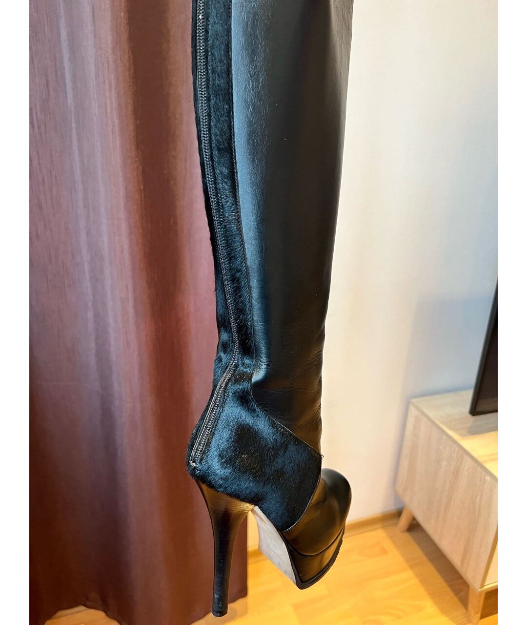 FENDI Черные кожаные сапоги, фото 5