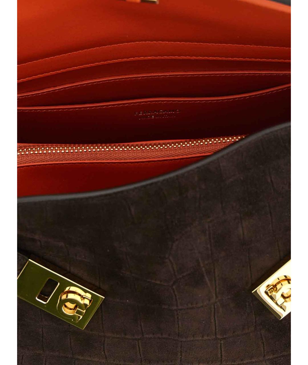 FERRAGAMO Коричневая замшевая сумка через плечо, фото 4