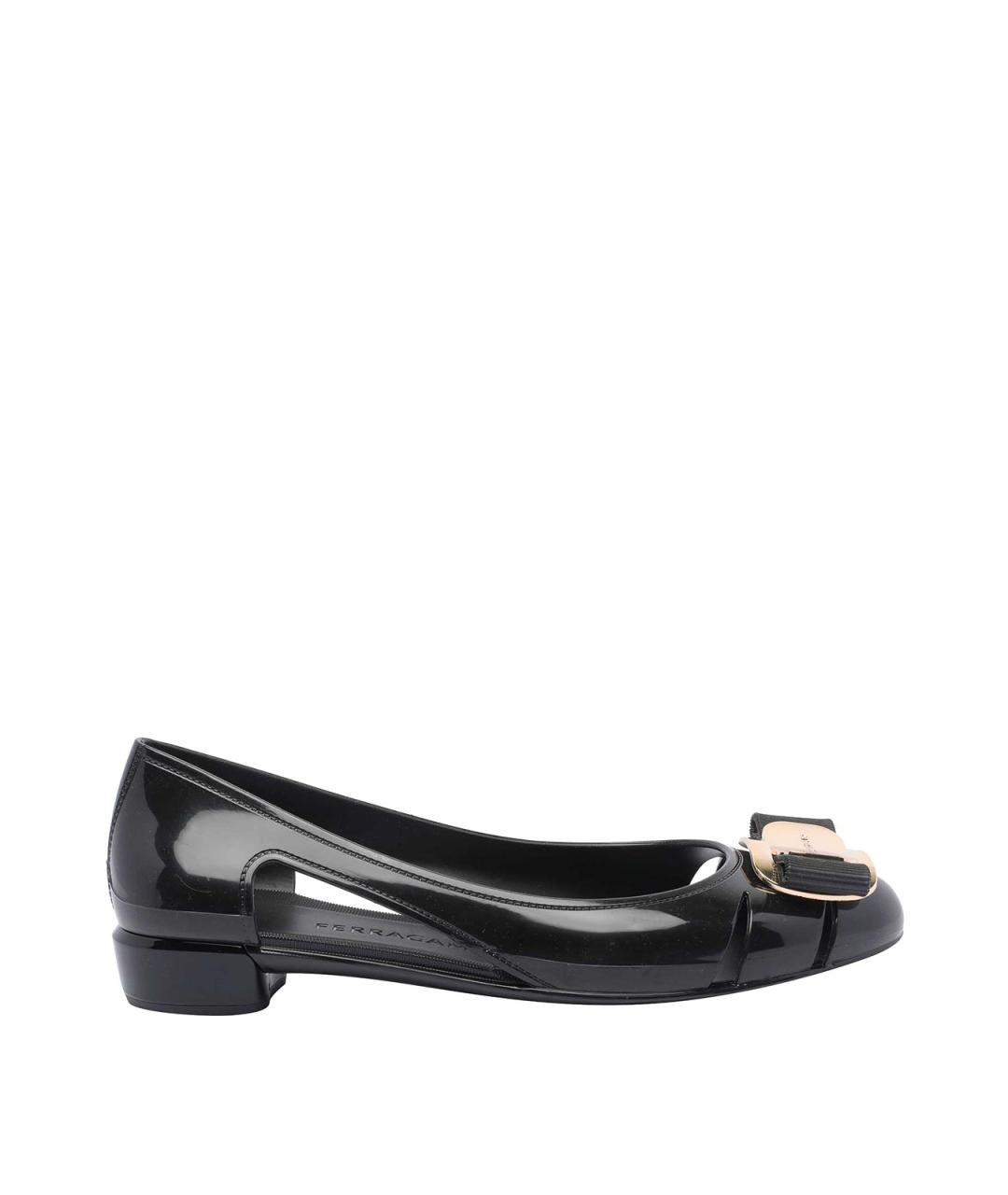 FERRAGAMO Черные резиновые балетки, фото 1