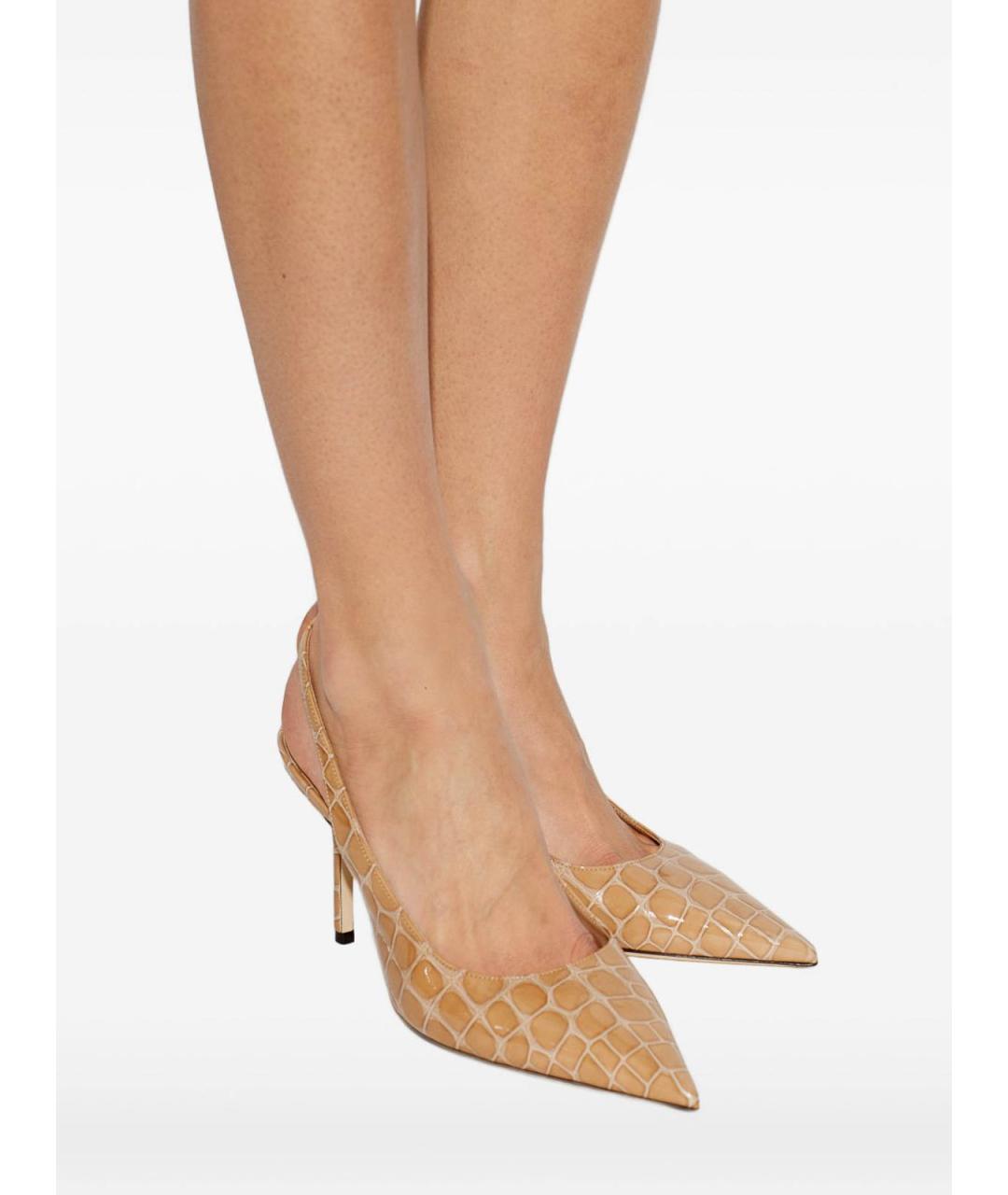 JIMMY CHOO Бежевые туфли из лакированной кожи, фото 2