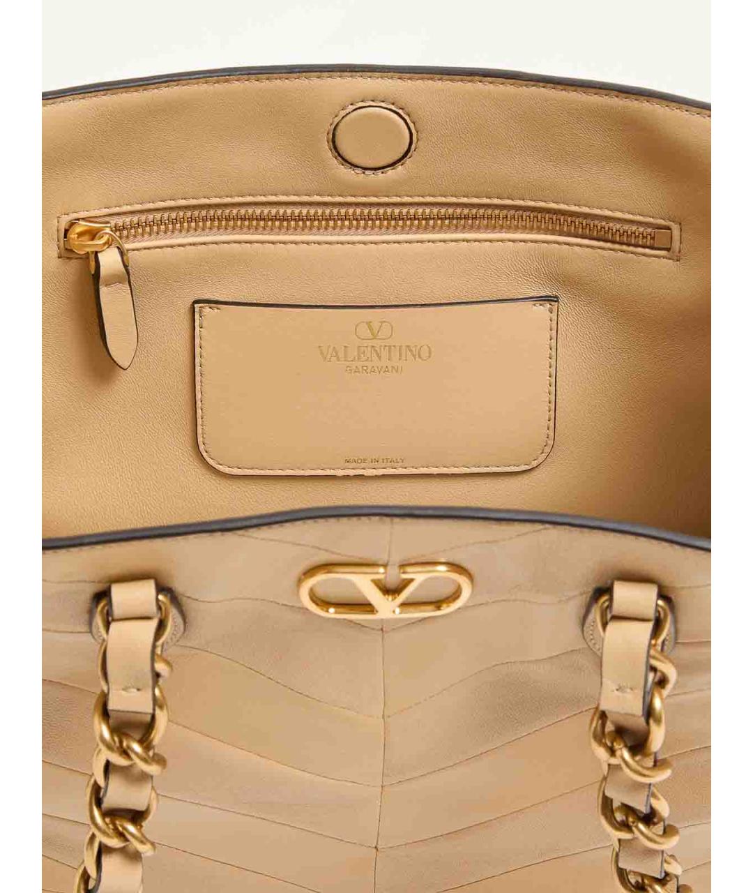 VALENTINO Бежевая кожаная сумка тоут, фото 5
