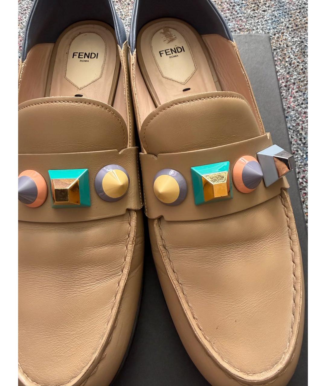 FENDI Бежевые кожаные лоферы, фото 7