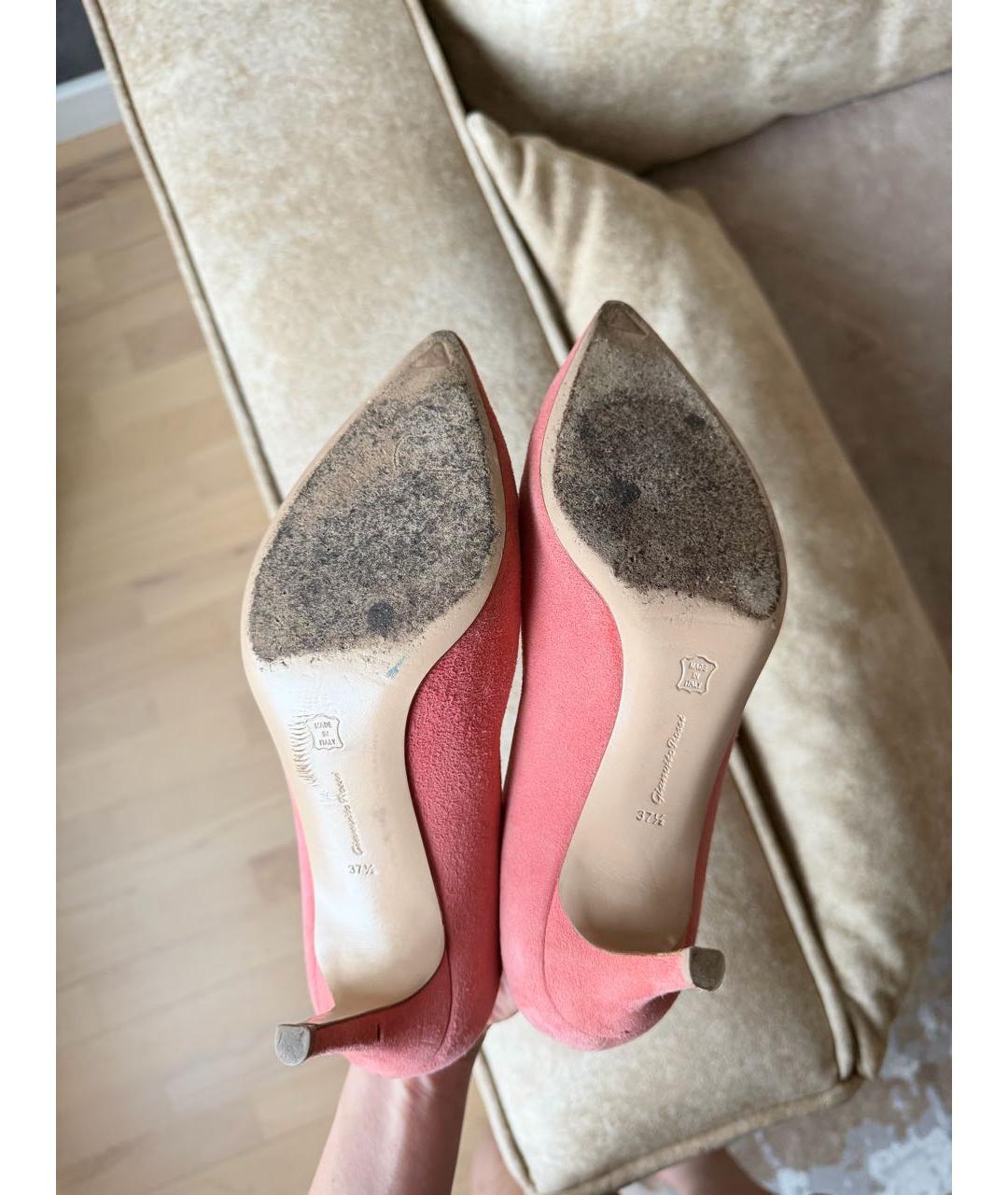 GIANVITO ROSSI Коралловые замшевые туфли, фото 6