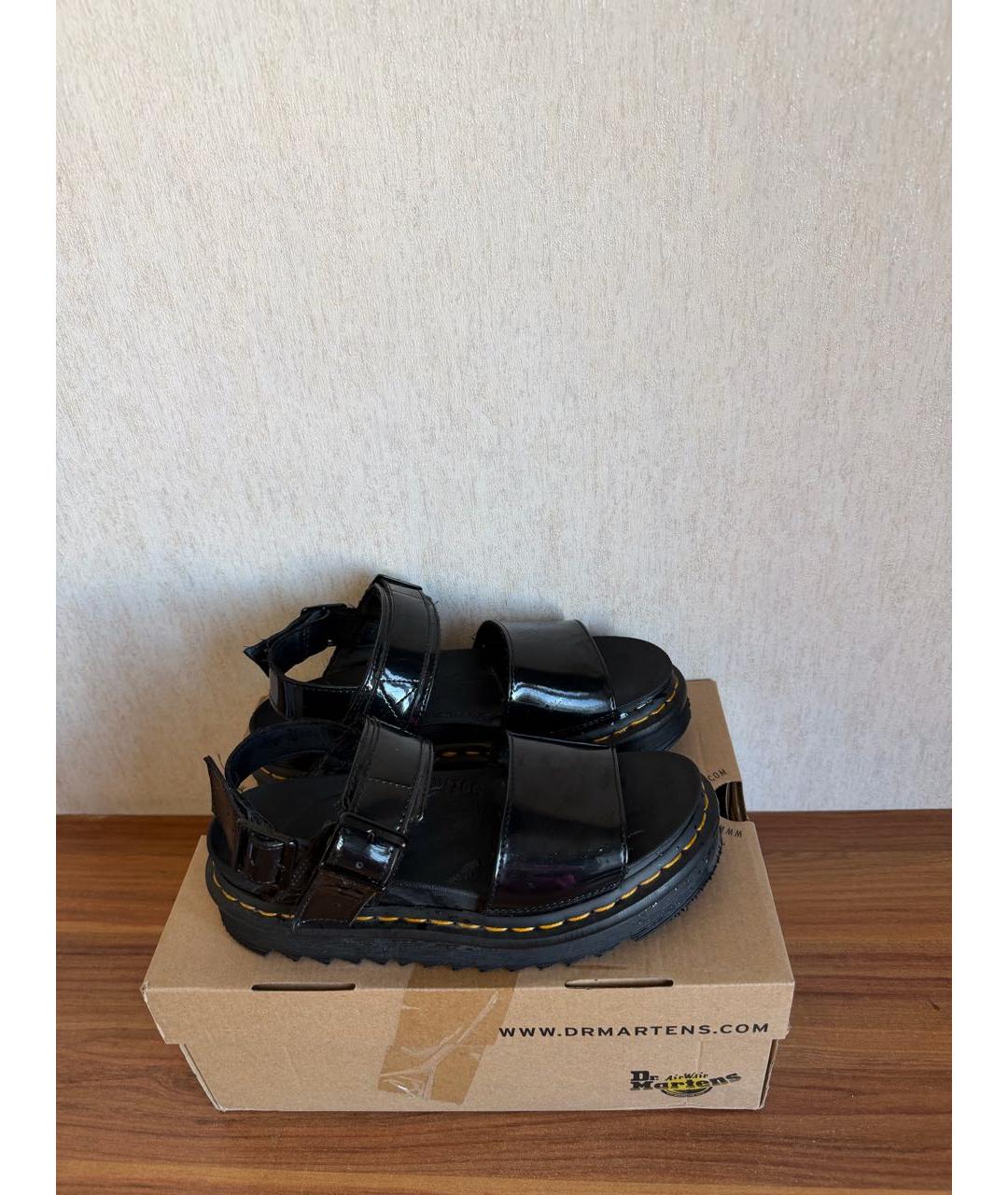 DR. MARTENS Черные босоножки из лакированной кожи, фото 6