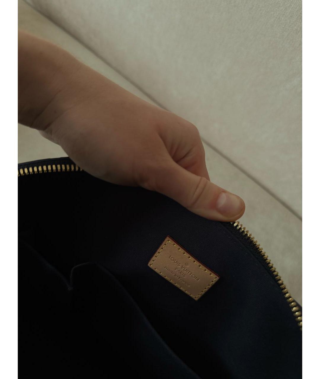 LOUIS VUITTON Черная сумка с короткими ручками из лакированной кожи, фото 7