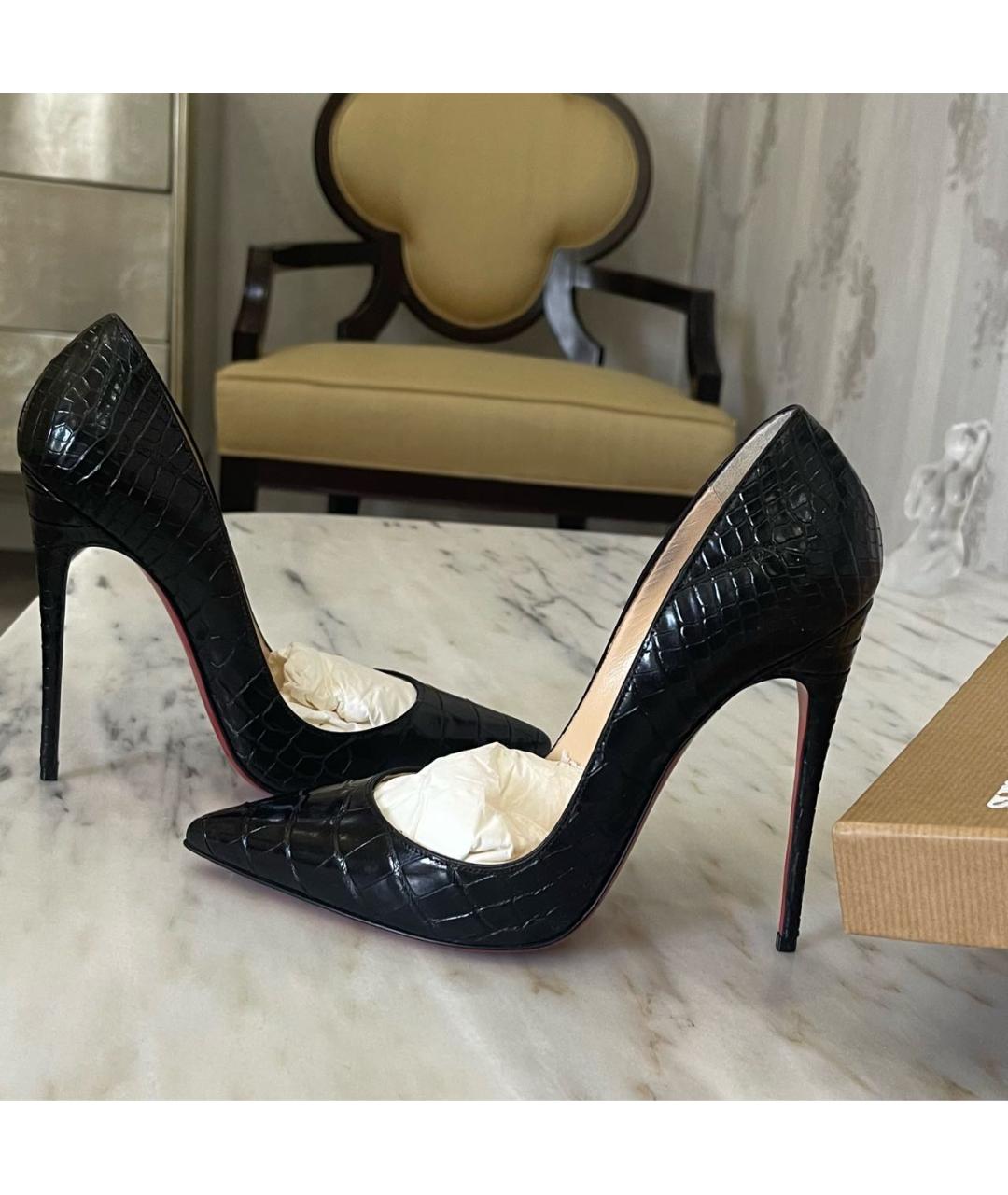 CHRISTIAN LOUBOUTIN Черные туфли из экзотической кожи, фото 2