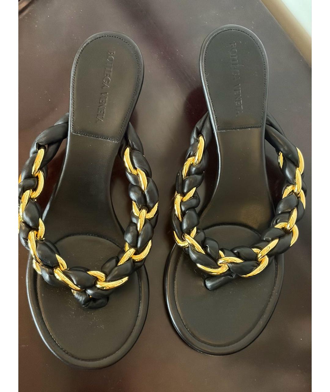 BOTTEGA VENETA Черные кожаные босоножки, фото 2