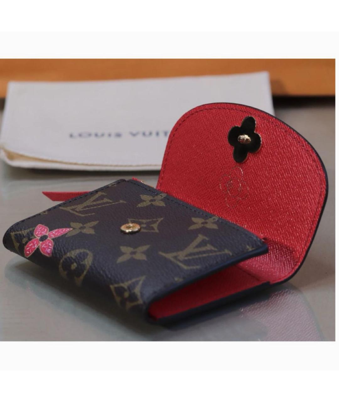 LOUIS VUITTON Коричневый кошелек, фото 6