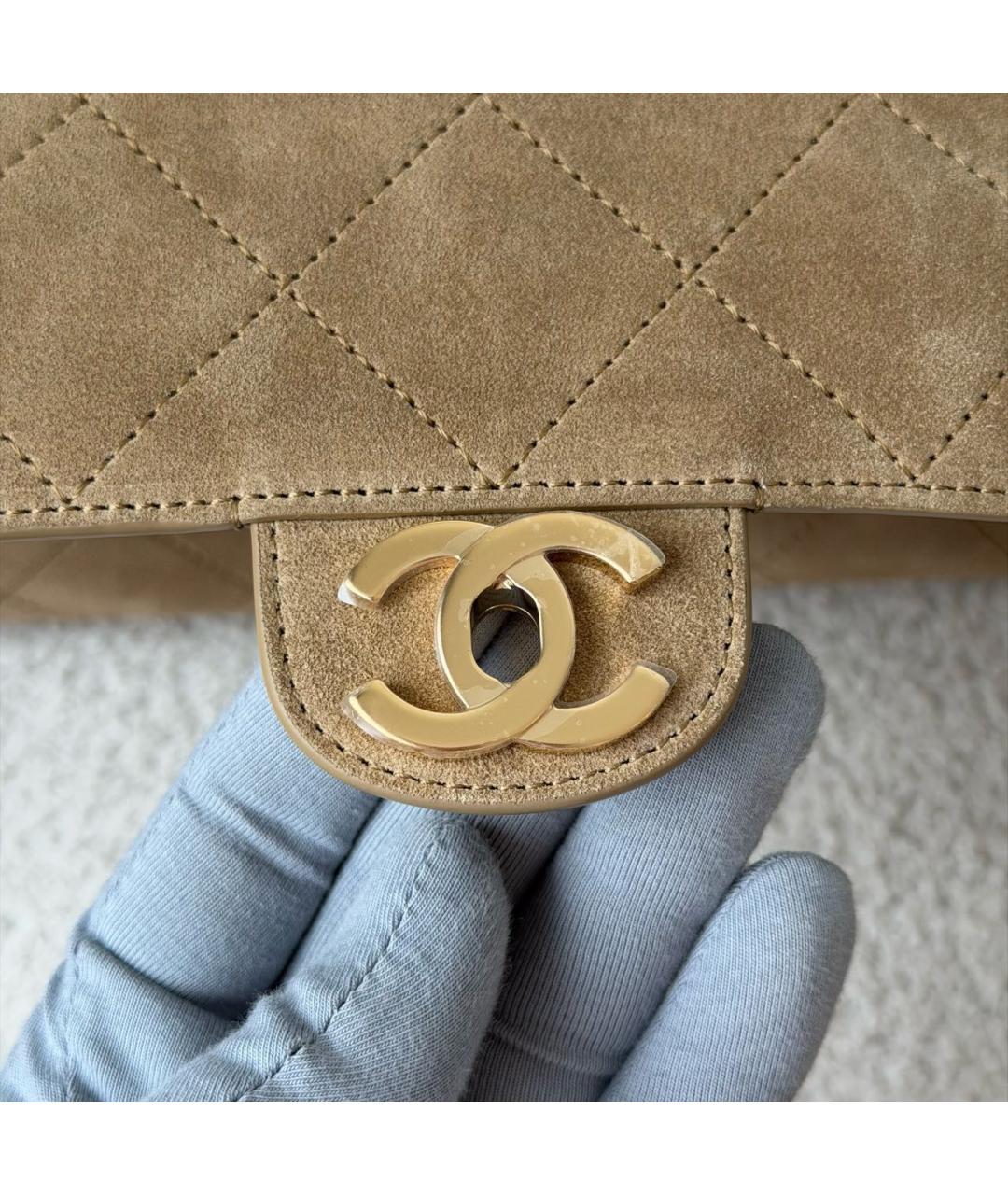 CHANEL Бежевая замшевая сумка через плечо, фото 4