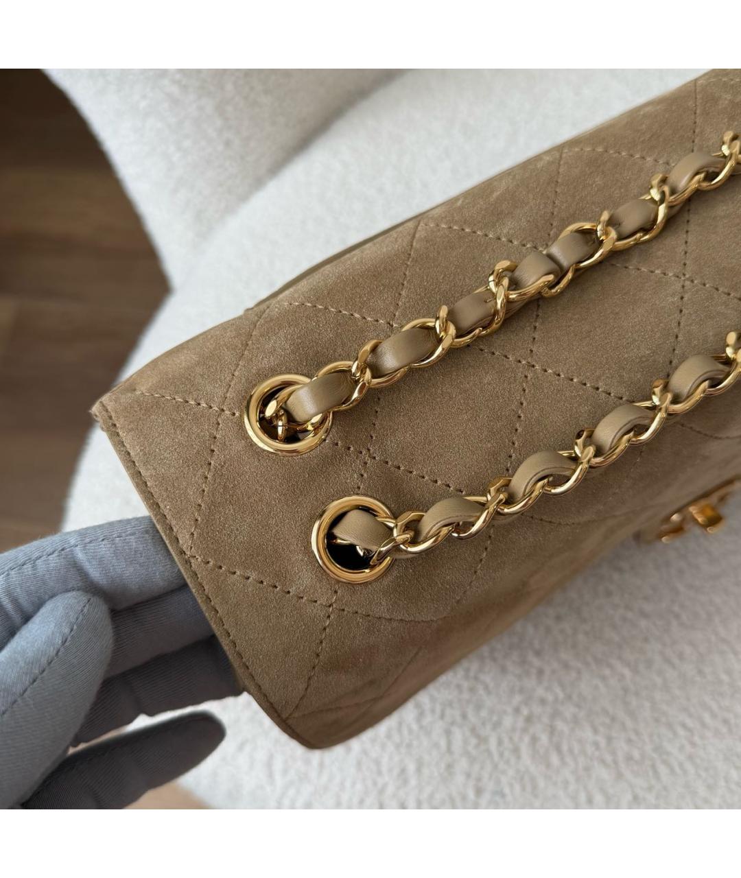 CHANEL Бежевая замшевая сумка через плечо, фото 5