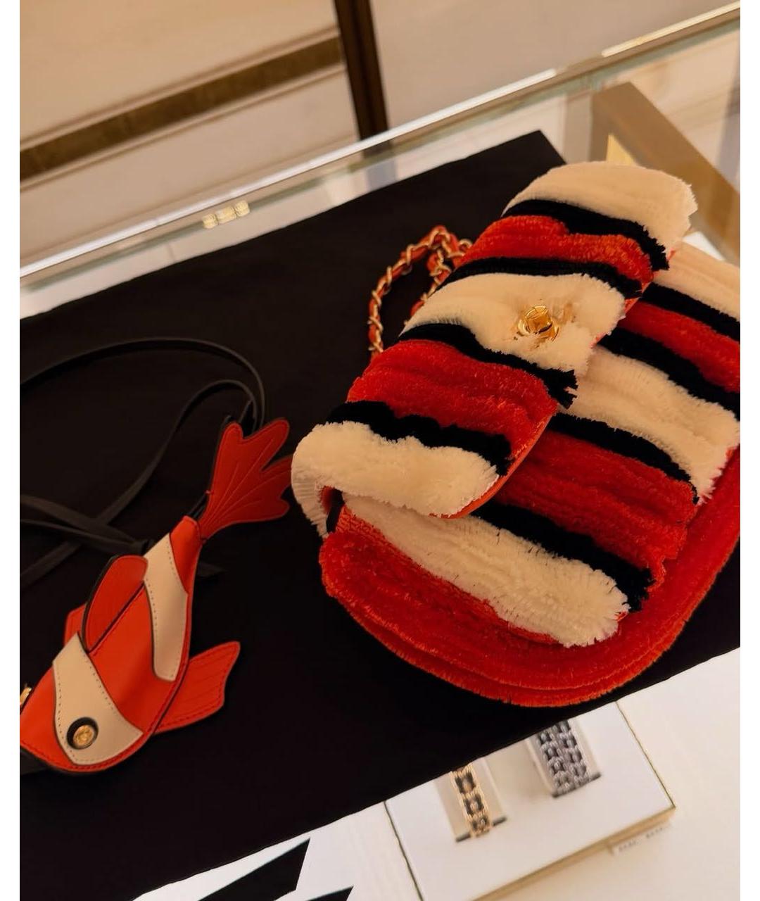 CHANEL Оранжевый брелок, фото 2