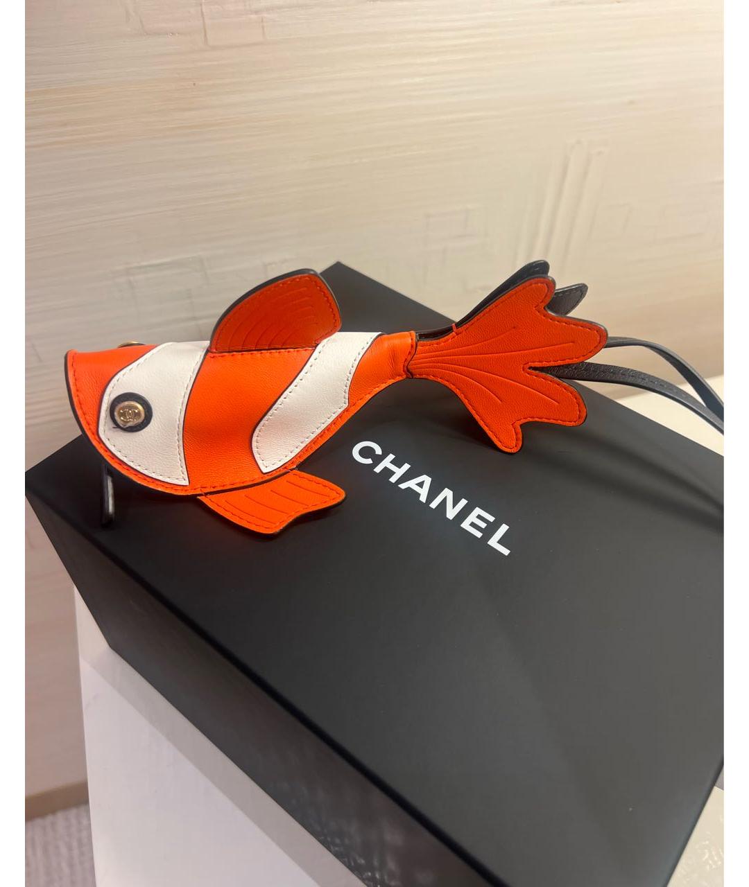 CHANEL Оранжевый брелок, фото 3