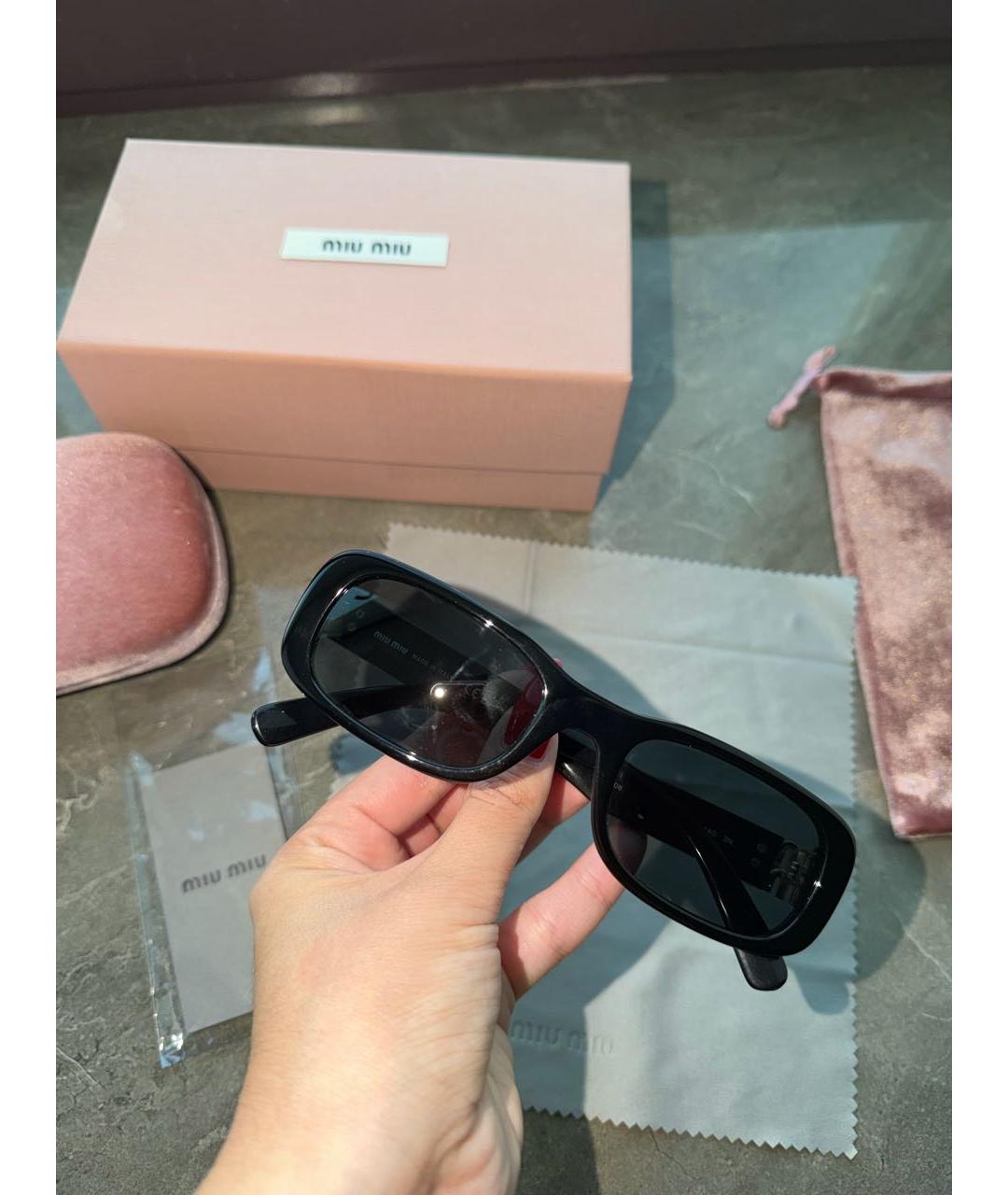 MIU MIU Черные пластиковые солнцезащитные очки, фото 6