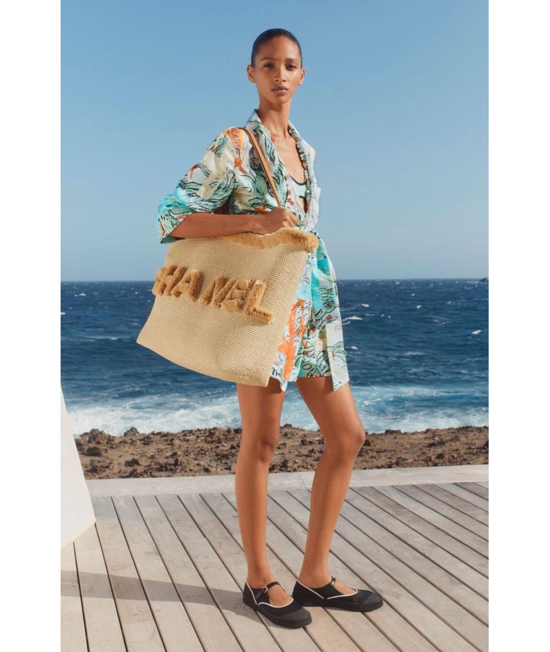 CHANEL Бежевая плетеная пляжная сумка, фото 5